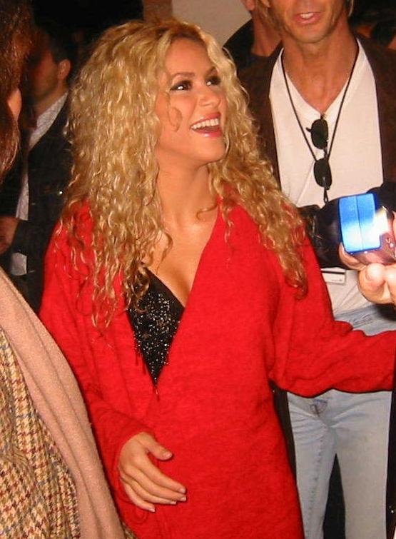 CHAQUETA ROJA CASUAL
