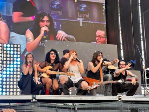 Leire Martinez y banda en directo Fiestas Torrejon de Ardoz 2026