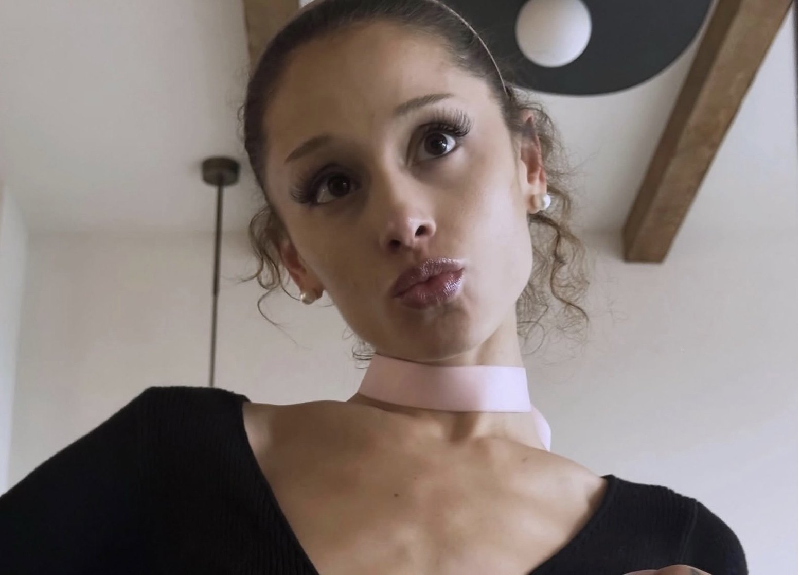 Ariana Grande en una fotografía publicada en su cuenta de Instagram